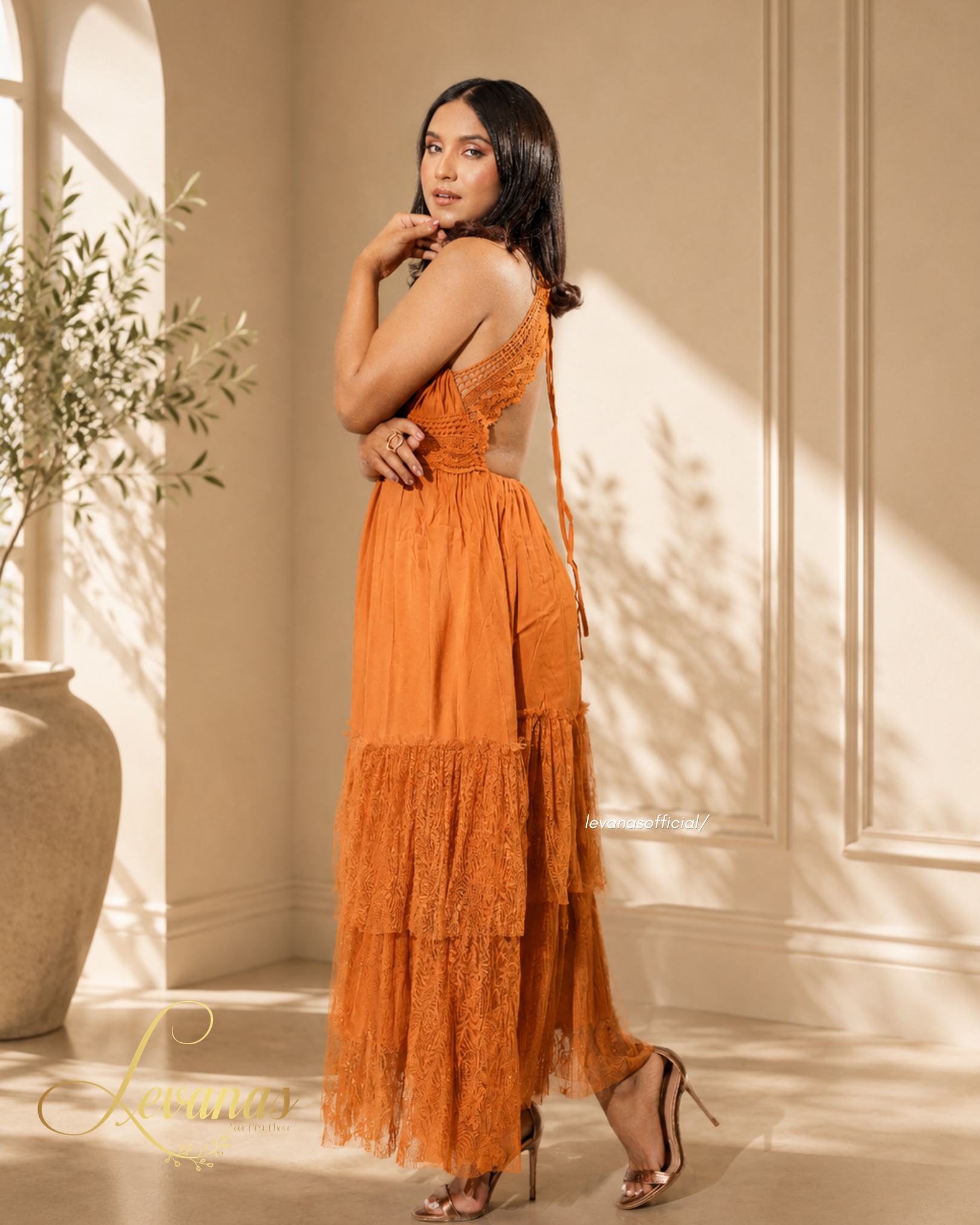 Bohemian Vacation White Lace Splicing Backless Large Hem Dress